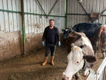 Şap hastalığına bir hayvanını daha verdi