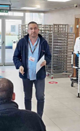 Mudanya yazaki işçilerinden MESS’in düşük zam teklifine çatal-kaşıklı protesto