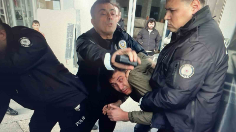 Bozbey’e saldırı girişiminde bulunan 2 kişi adli kontrol şartıyla serbest bırakıldı