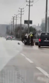 Bursa’da tartıştığı kuryeyi dövdü: O anlar kameraya yansıdı