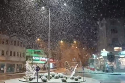 Bursa’da kar yağışı etkisini göstermeye başladı