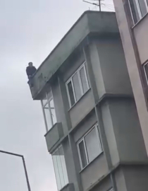 Eşiyle kavga edince barışmak için intihara kalkıştı