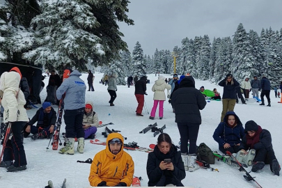 Uludağ’daki telesiyej arızasında 51 tatilci mahsur kaldı