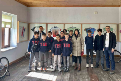 Öğrenciler Ertan Ayçetin bisikletevi’nde Mysia yolları’nı tanıdı