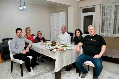 Başkan Karabatı gönül sofrasında buluştu