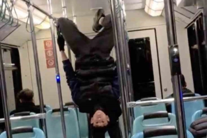 Bursa’da gençlerin metroda tehlikeli oyunu kameraya yansıdı