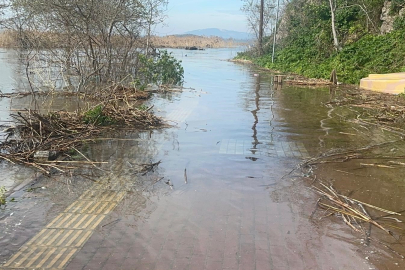 Yaren leyleğin köyü de yükselen göl sularından etkilendi