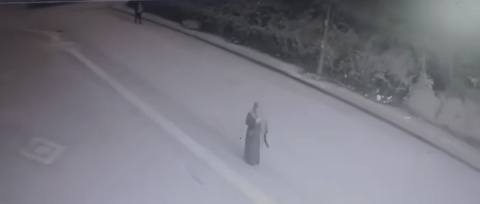 Bursa’da kapkaç anı kamerada 18 suç kaydı bulunan zanlı tutuklandı