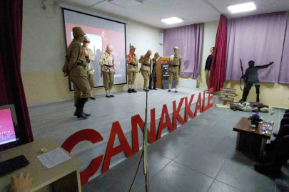 Çanakkale zaferine özel öğrencilerden dolu dolu program
