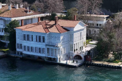 "Kurtlar Vadisi" ile hafızalara kazınan yalı satışta
