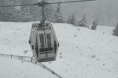 Bursa’da Nisan sürprizi: Uludağ’da kar yağışı etkili oldu