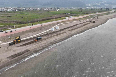 Plajlar yaza hazır hale getiriliyor