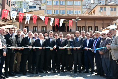 Emir Buhari yenilenen yüzüyle hizmete açıldı