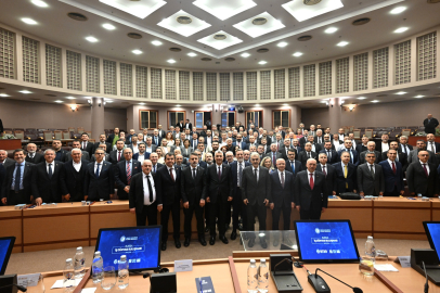 Bakan Bolat, Bursa’da iş adamlarıyla bir araya geldi