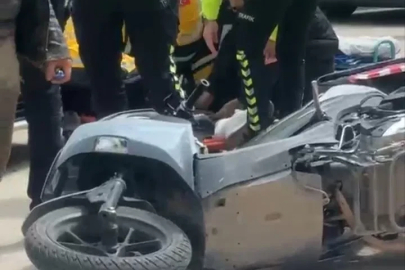 Bursa’da otomobilin çarptığı motosikletli kurye yaralandı
