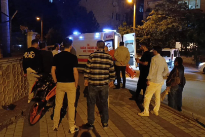 Kontrolden çıkan motosiklet duvara çarptı: 1 yaralı
