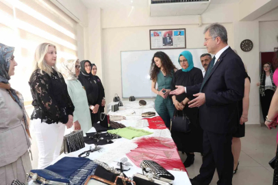 OSMEK kursiyerlerinin eserleri Hüdavendigar’da sergilendi
