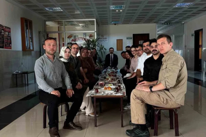 Karacabey Adliyesi’ne sabah en erken gelen personele sürpriz kahvaltı

