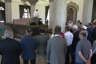 Sultan 1. Murad Hüdavendigar Han dualarla anıldı